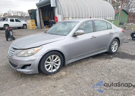 2013 Hyundai Genesis 3.8 from USA, damaged, VIN KMHGC4DD9DU220452
